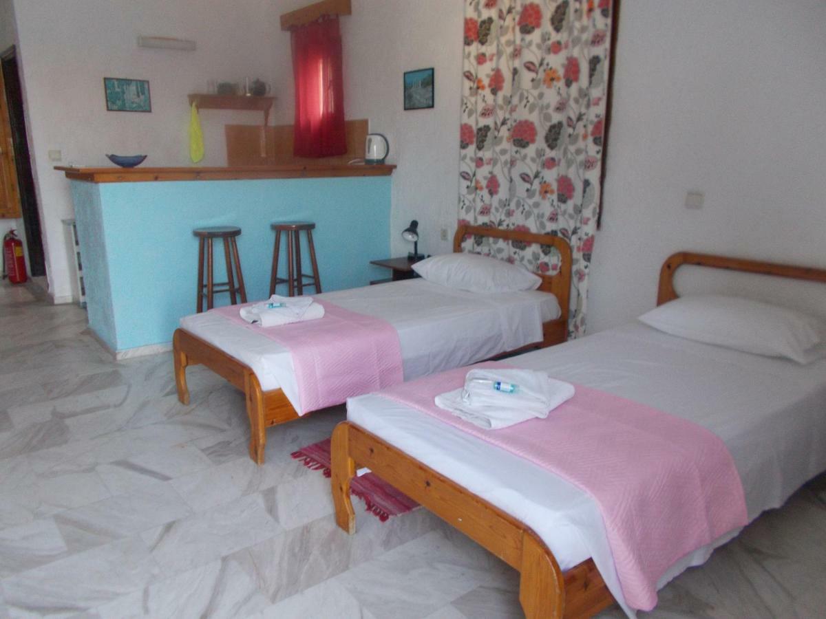 Agelica Apartments Myrties Екстериор снимка